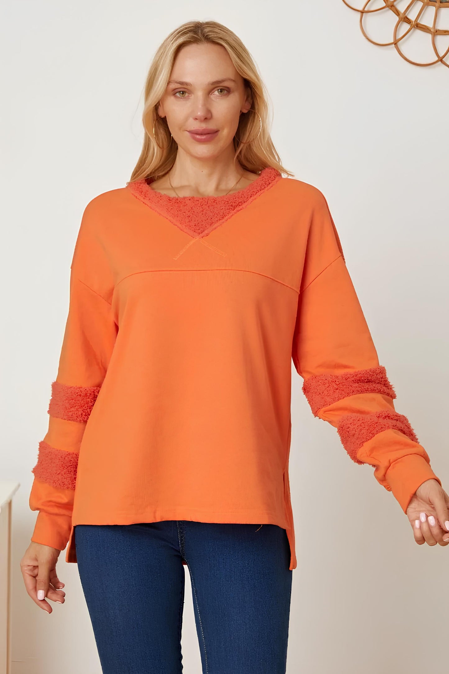 High-Low Round Neck Long Sleeve Sweatshirt