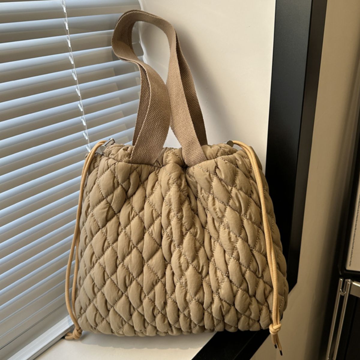 Drawstring Bubble Texture Tote Bag